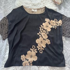 Chico’s womens blouse size 3 or 16 (N)